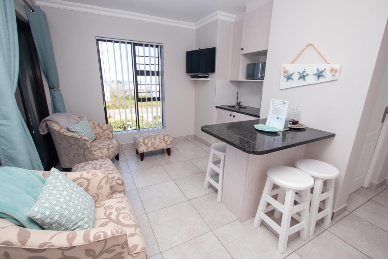 Van Den Berg's Guesthouse&B&B Bettyʼs Bay Kültér fotó